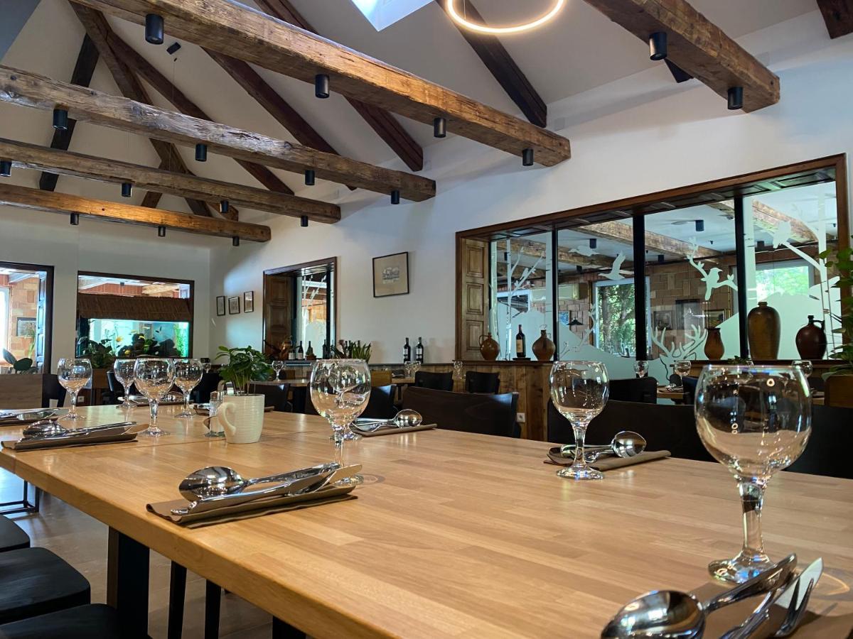 A Fogado Bed & Breakfast Bicske Bagian luar foto