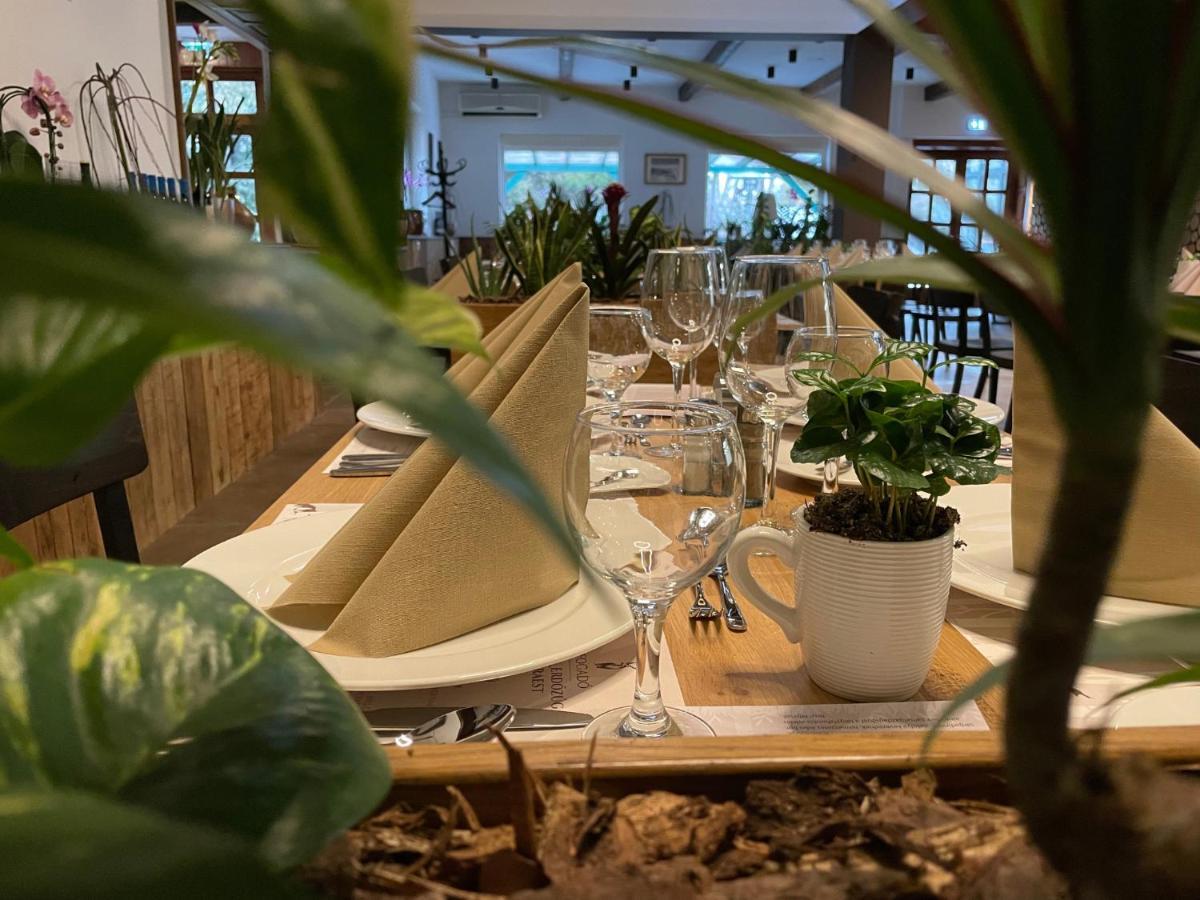 A Fogado Bed & Breakfast Bicske Bagian luar foto