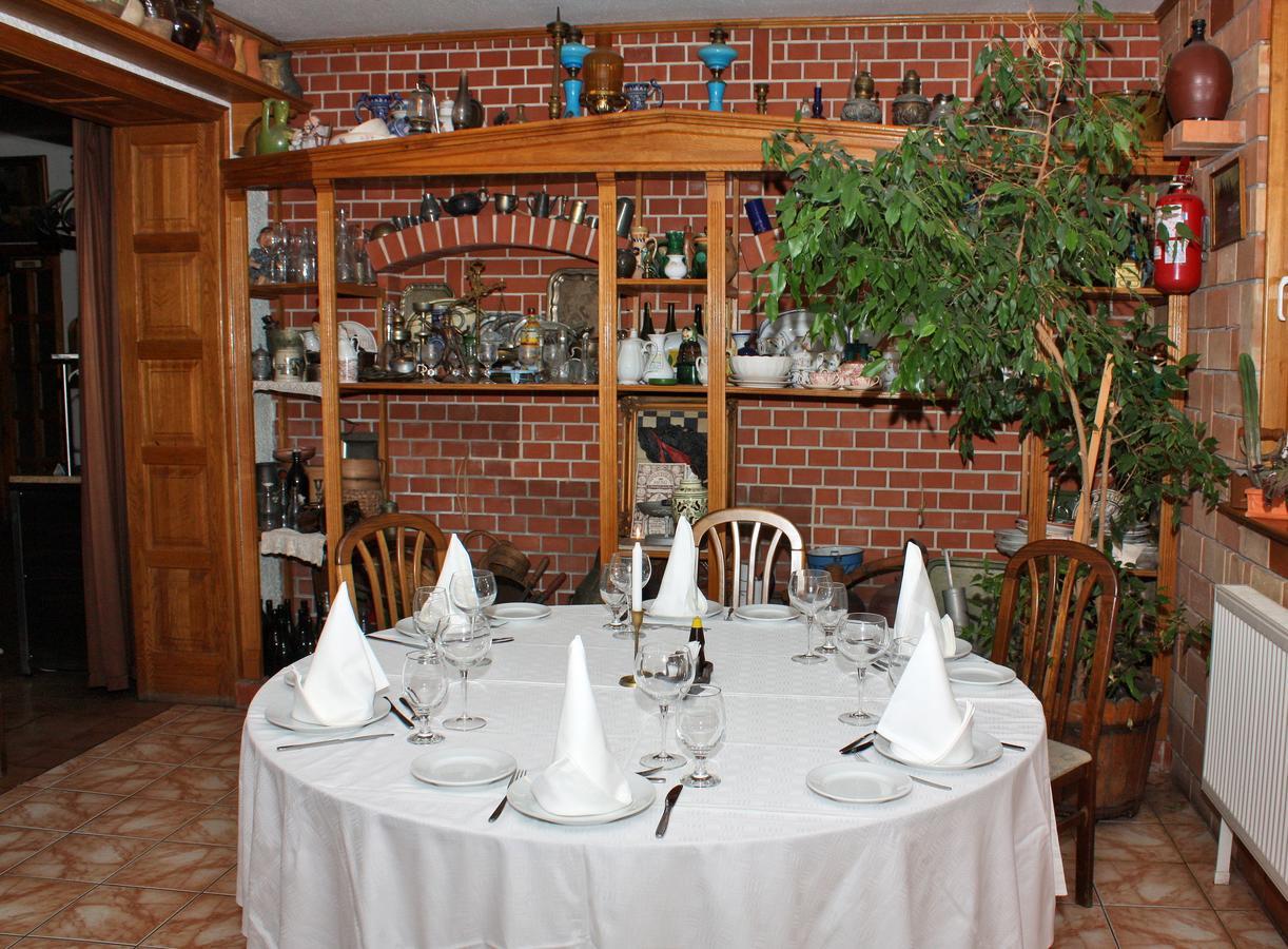 A Fogado Bed & Breakfast Bicske Bagian luar foto